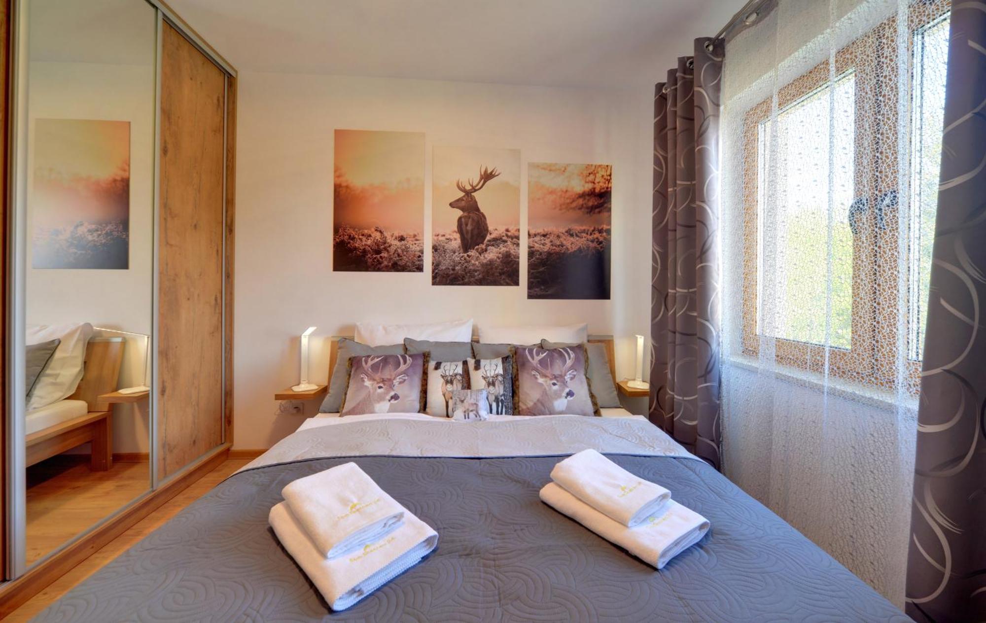 Pod Jeleniem Apartment